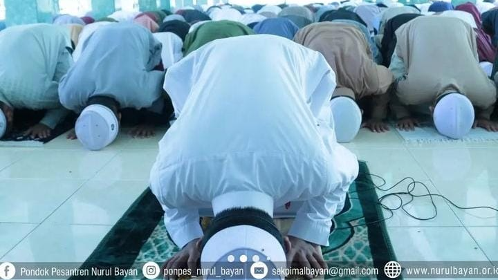 SUJUD SYUKUR BERAKHIRNYA UJIAN